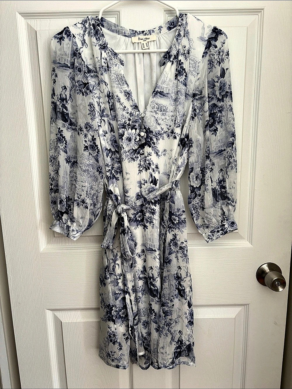 Haven + Blair Floral Mini Dress in Blue & White Size Medium